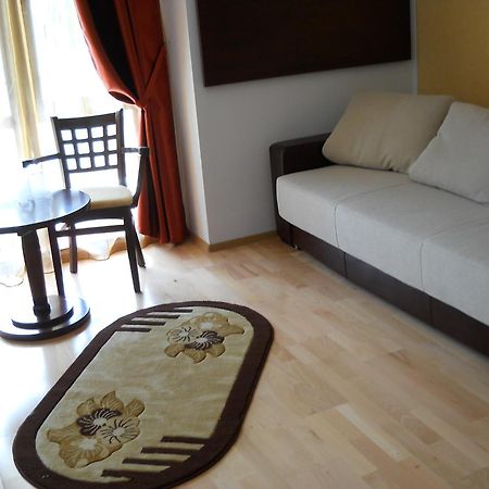 Hotel Valea Cu Pesti Căpăţîneni-Ungureni Dış mekan fotoğraf