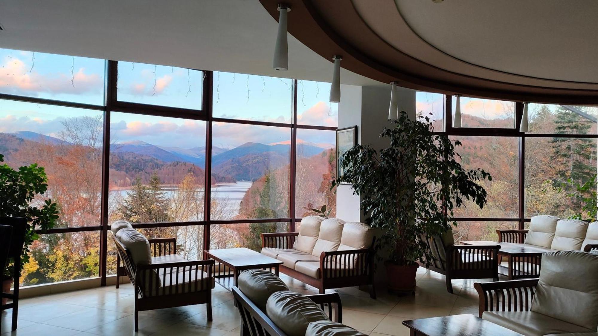 Hotel Valea Cu Pesti Căpăţîneni-Ungureni Dış mekan fotoğraf