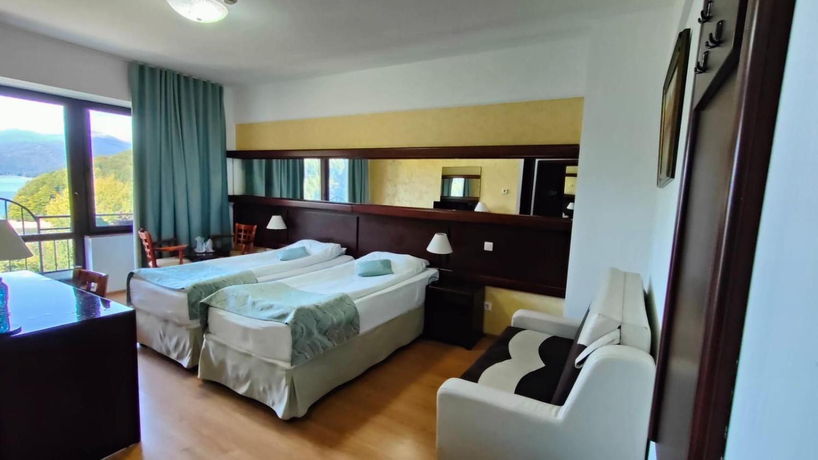 Hotel Valea Cu Pesti Căpăţîneni-Ungureni Dış mekan fotoğraf
