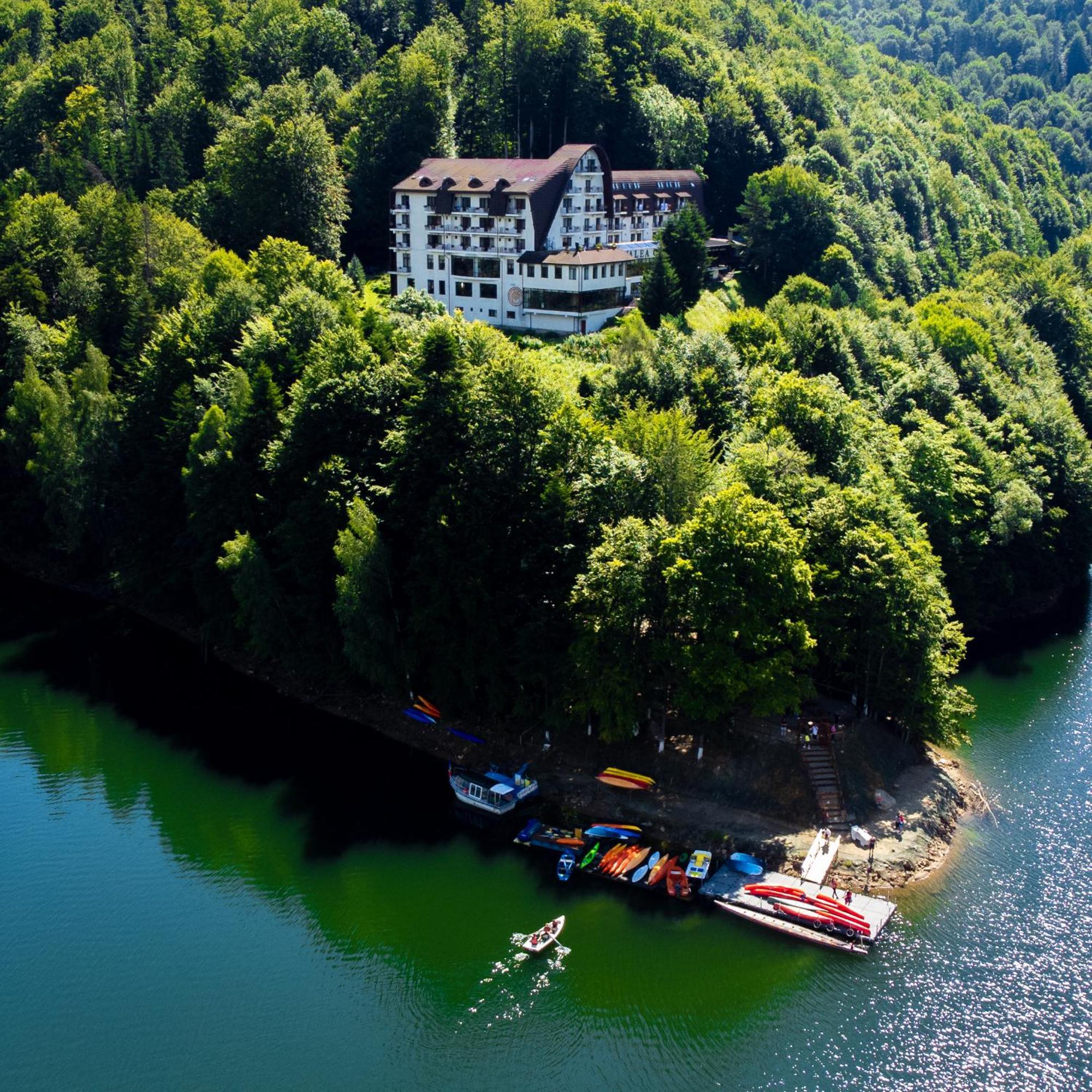 Hotel Valea Cu Pesti Căpăţîneni-Ungureni Dış mekan fotoğraf
