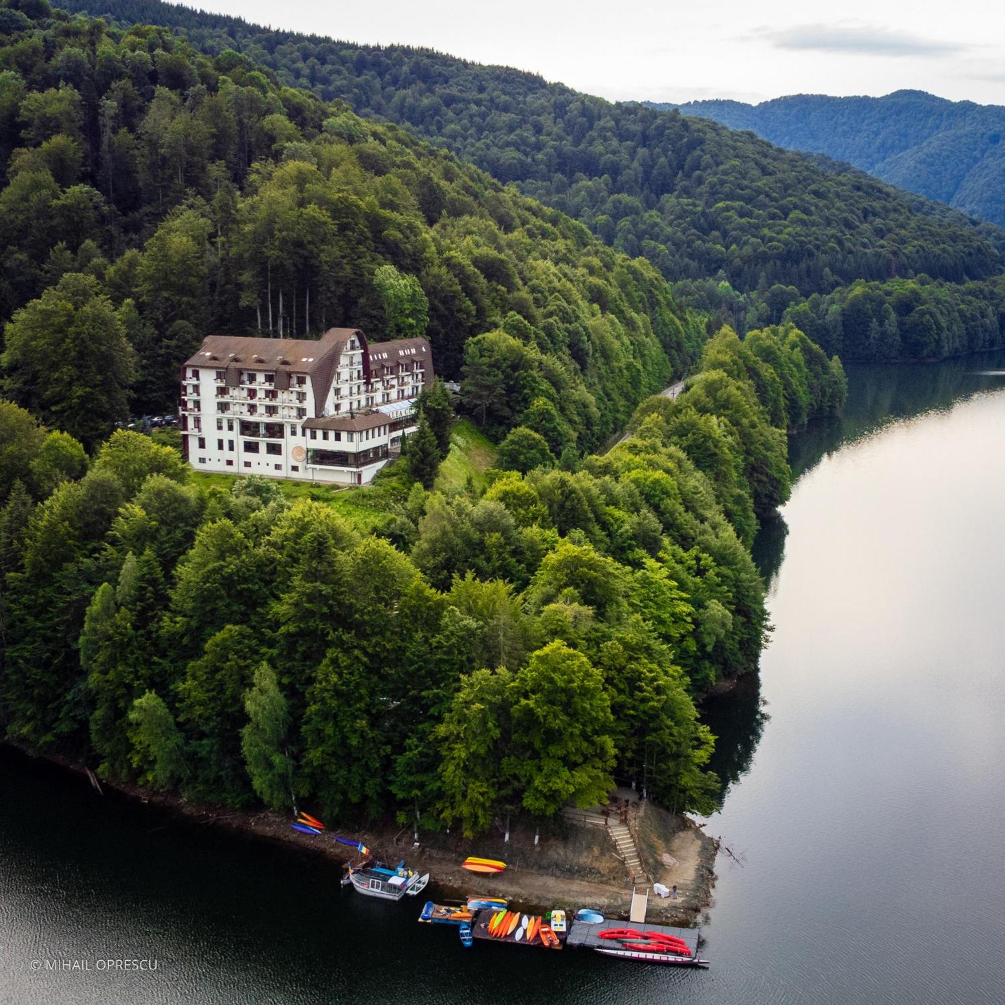 Hotel Valea Cu Pesti Căpăţîneni-Ungureni Dış mekan fotoğraf