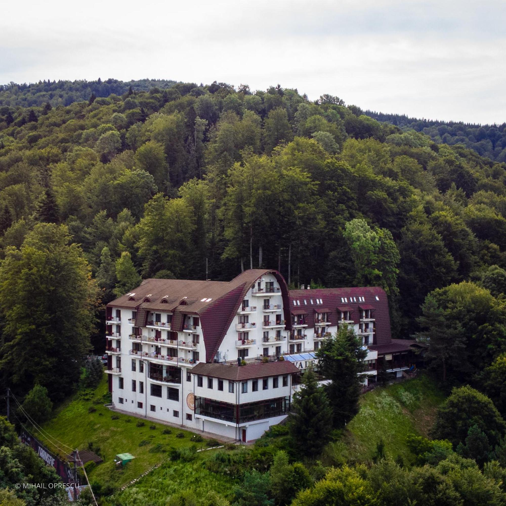 Hotel Valea Cu Pesti Căpăţîneni-Ungureni Dış mekan fotoğraf