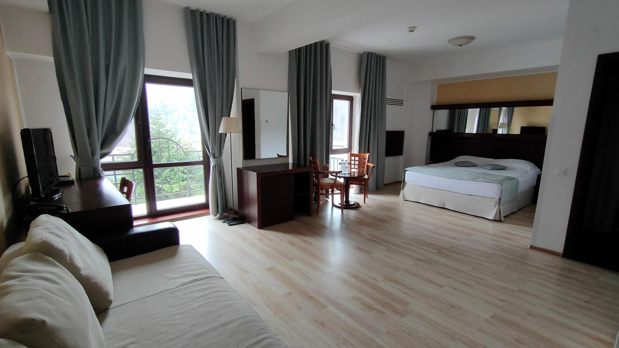 Hotel Valea Cu Pesti Căpăţîneni-Ungureni Dış mekan fotoğraf