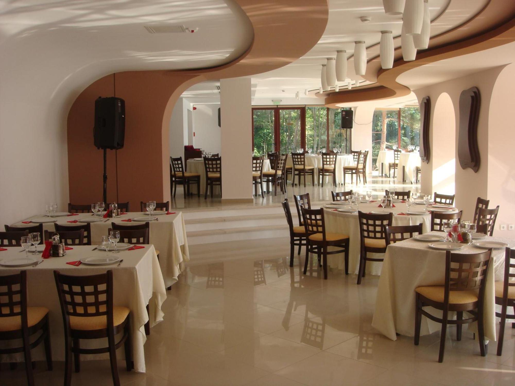 Hotel Valea Cu Pesti Căpăţîneni-Ungureni Dış mekan fotoğraf