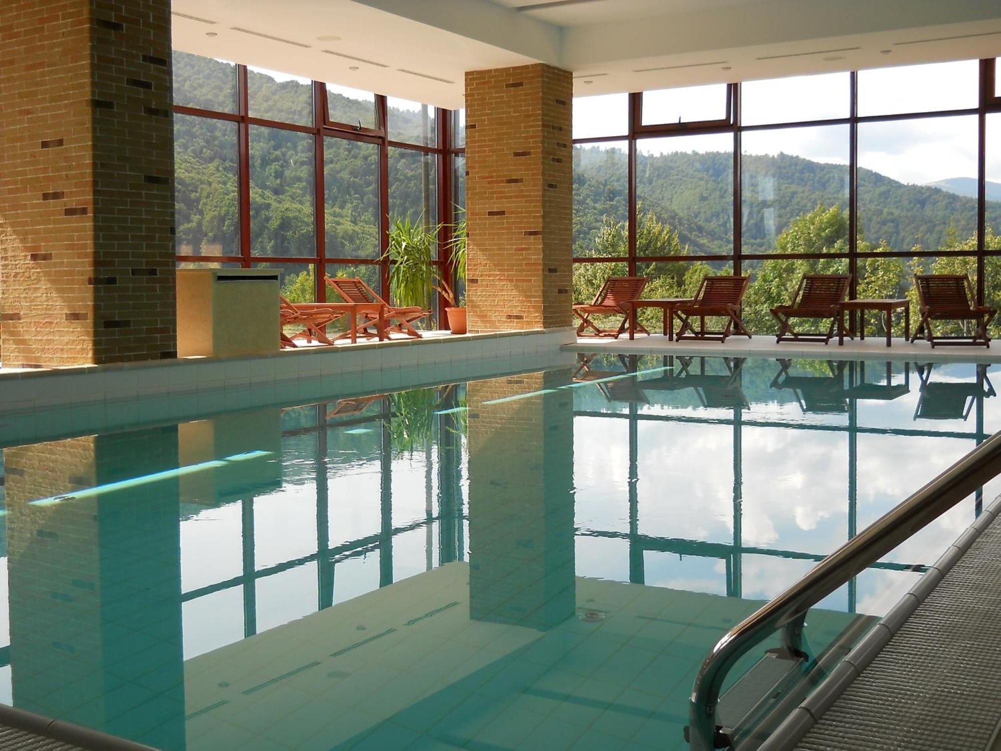 Hotel Valea Cu Pesti Căpăţîneni-Ungureni Dış mekan fotoğraf