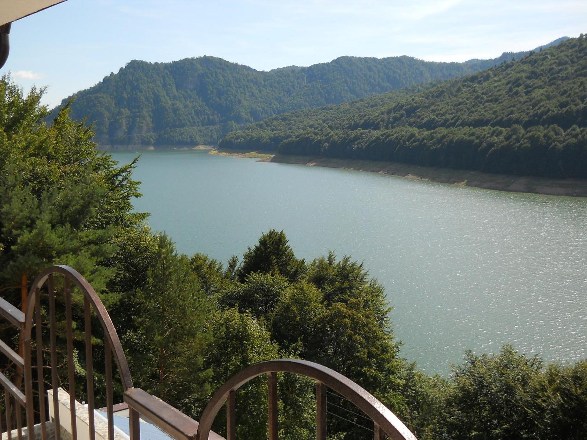 Hotel Valea Cu Pesti Căpăţîneni-Ungureni Dış mekan fotoğraf