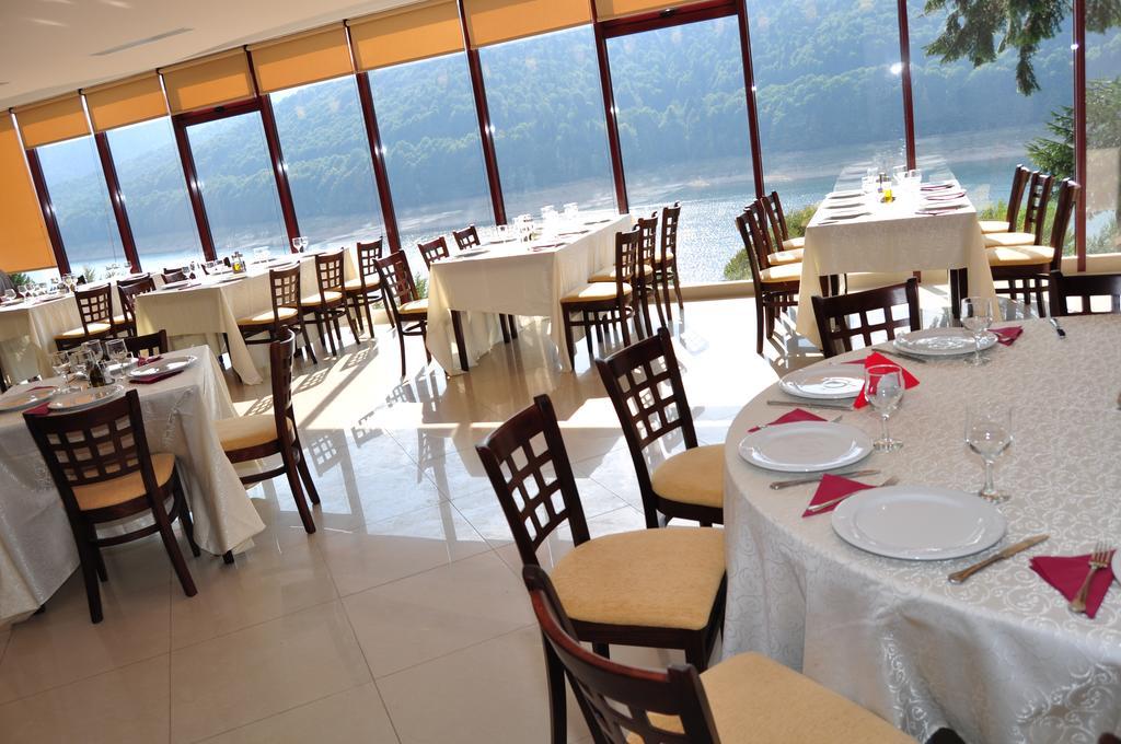 Hotel Valea Cu Pesti Căpăţîneni-Ungureni Dış mekan fotoğraf