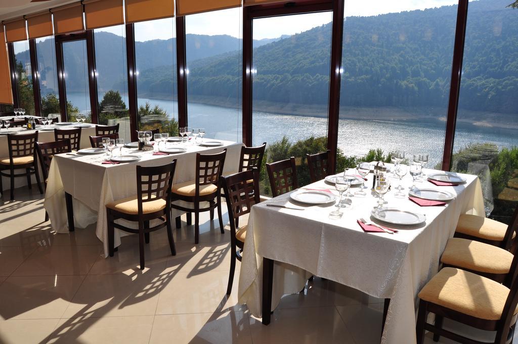 Hotel Valea Cu Pesti Căpăţîneni-Ungureni Dış mekan fotoğraf